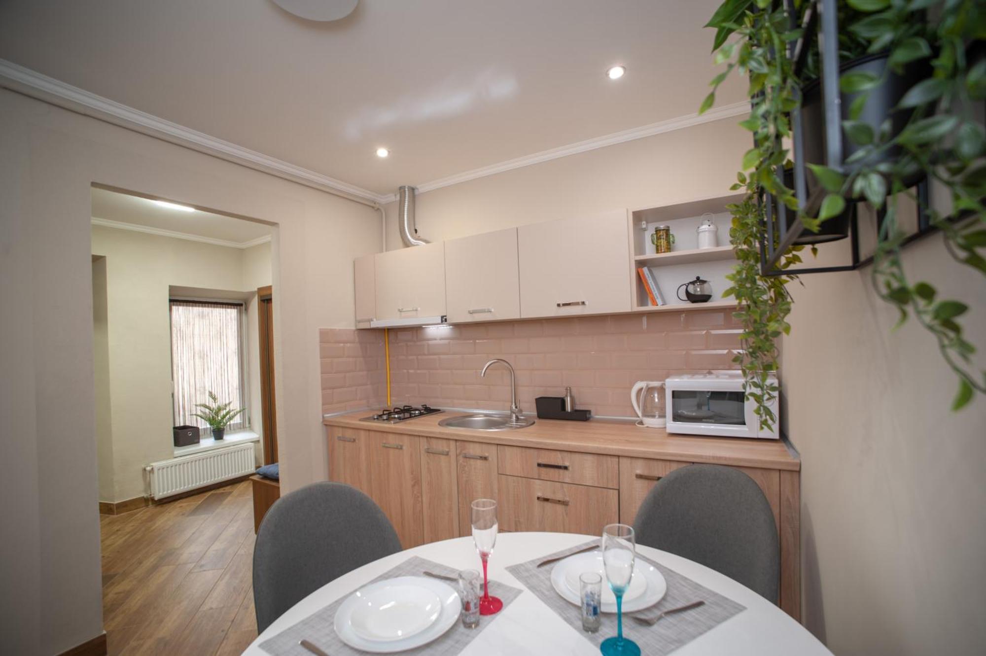 Romantic Suite, 3Mins To Rynok Square Lviv Exterior photo