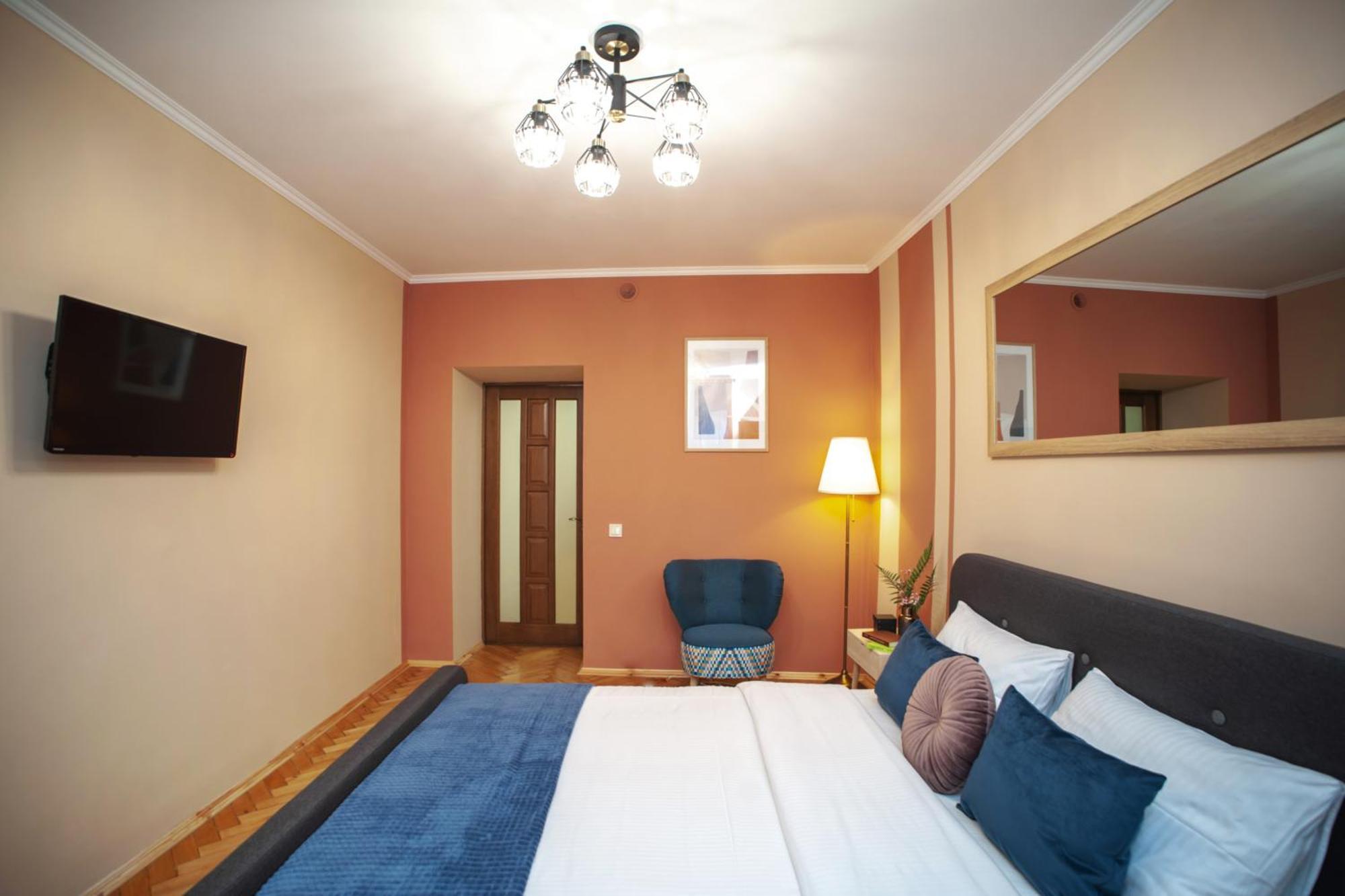 Romantic Suite, 3Mins To Rynok Square Lviv Exterior photo